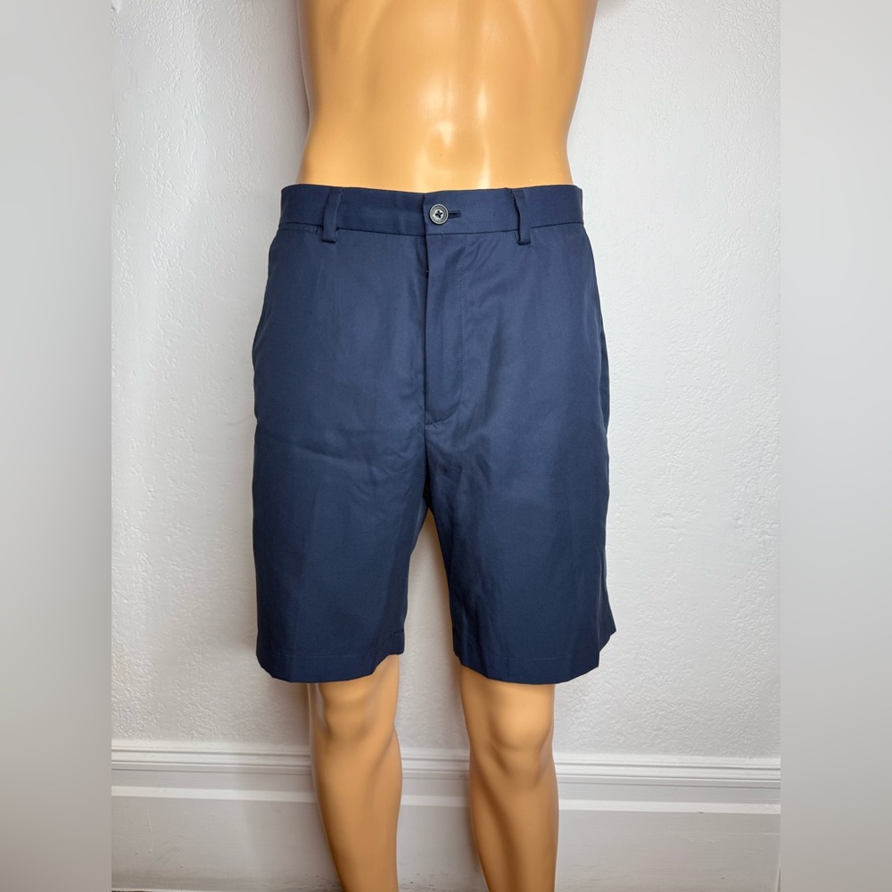 Brooks Brothers Performance Shorts Men’s Size 32 Navy Blue Zip Back Pockets